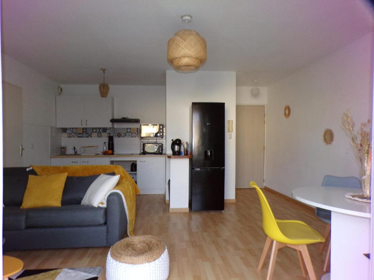 Bienvenue Au Cocon D'Alyssa Apartment Langon  Luaran gambar